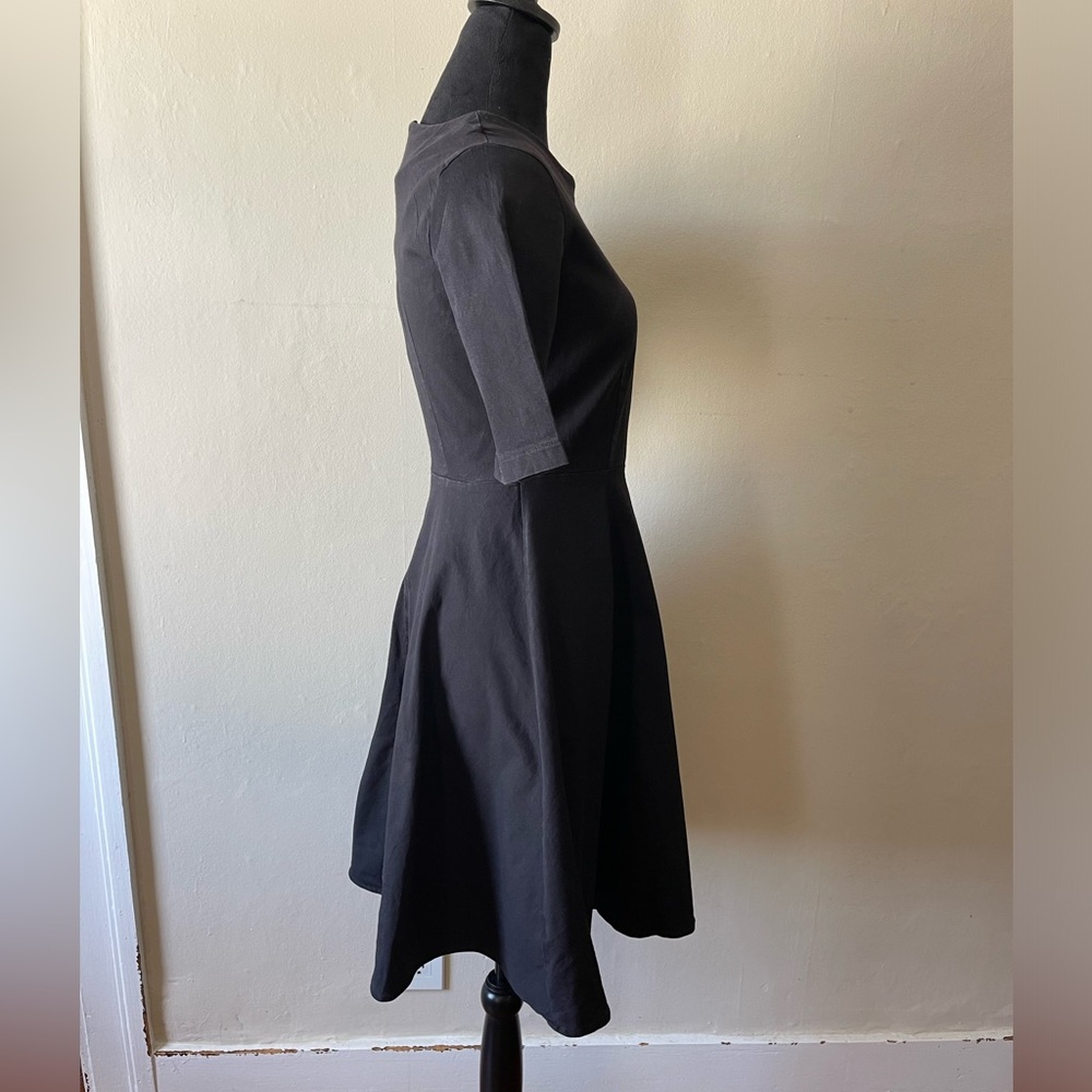 Black/Rose embroidered mid sleeve dress, size med, back zip, like new - Picture 5 of 5
